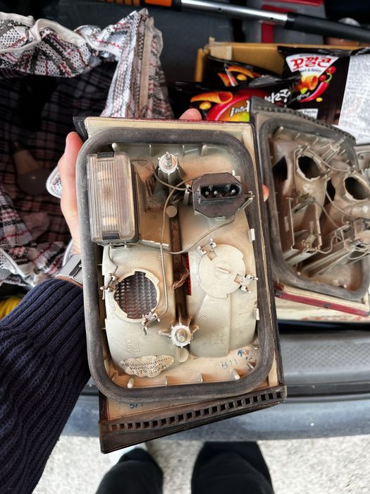 задние фонари бмв е34 bmw e34