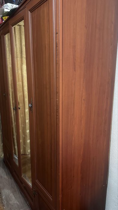 Шифоньер,срочно продам
