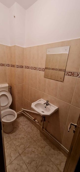 Închiriez apartament cu 3 camere, etaj 5/6, MB7
