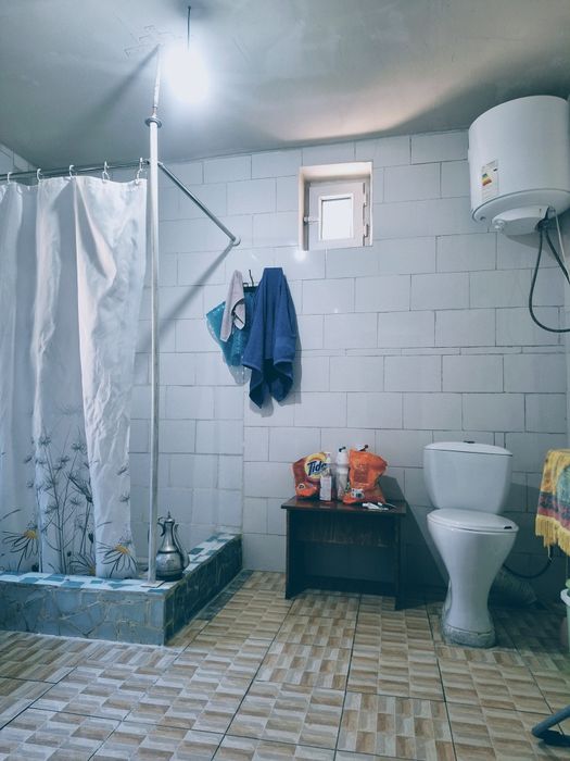 Продаётся дом в городе Шымкенте Абайский район.