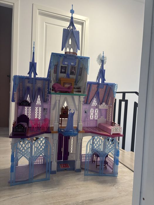 Castel Frozen/Elsa