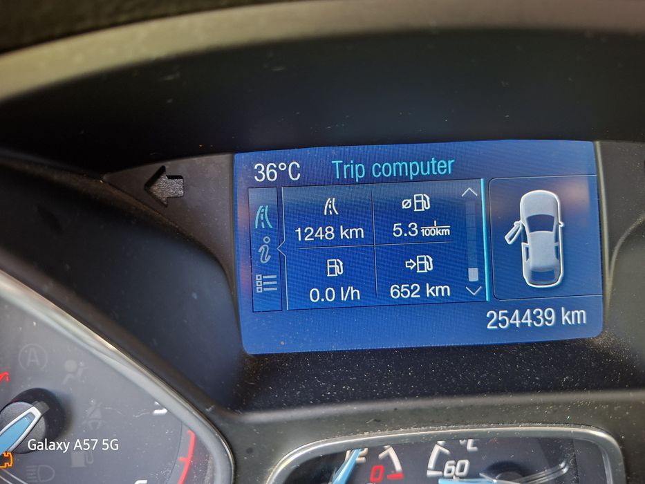 FORD Focus 2013 — imagine 5