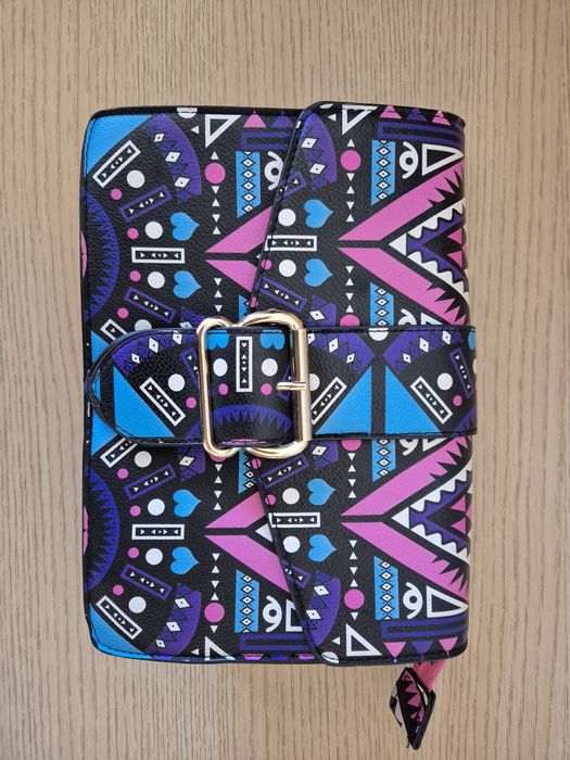 Разпродажба на чанти и торбички