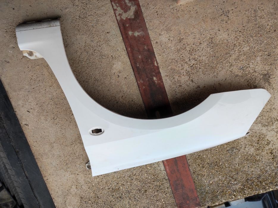 Ляв калник за Пежо-307(преди фейслифта)