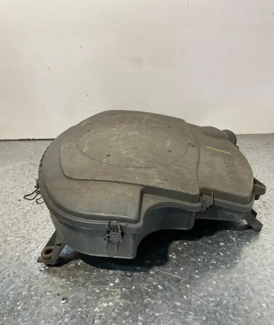 Carcasa filtru aer Dacia Logan 2005 1.4 MT (75 hp)