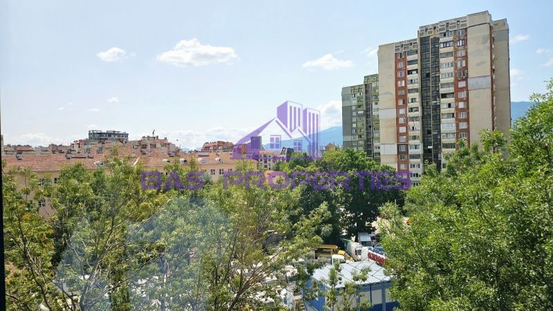Продава се Тристаен апартамент в София, Банишора - 91 кв.м за 2193 €/кв.м - Снимка #5