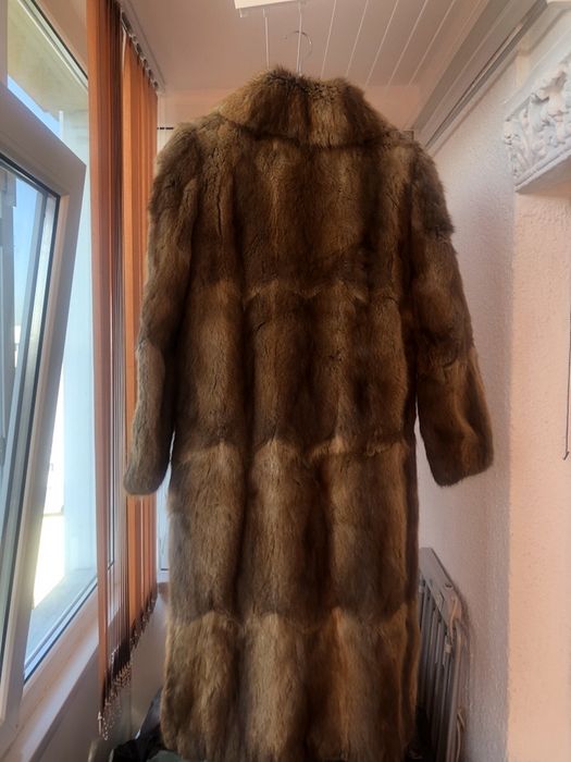 Haina de blana in conditie buna