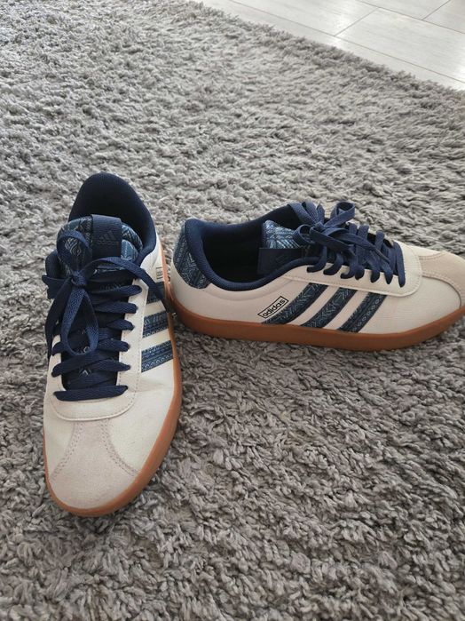 Дамски кецове  adidas