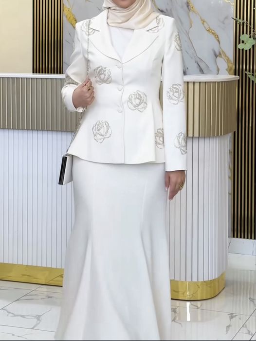 Kostyum yubka Turkiya