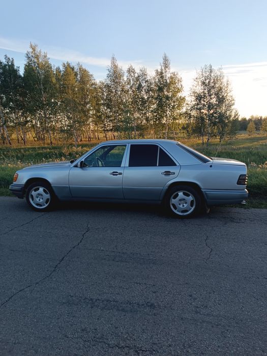 Продам Мерседес W124