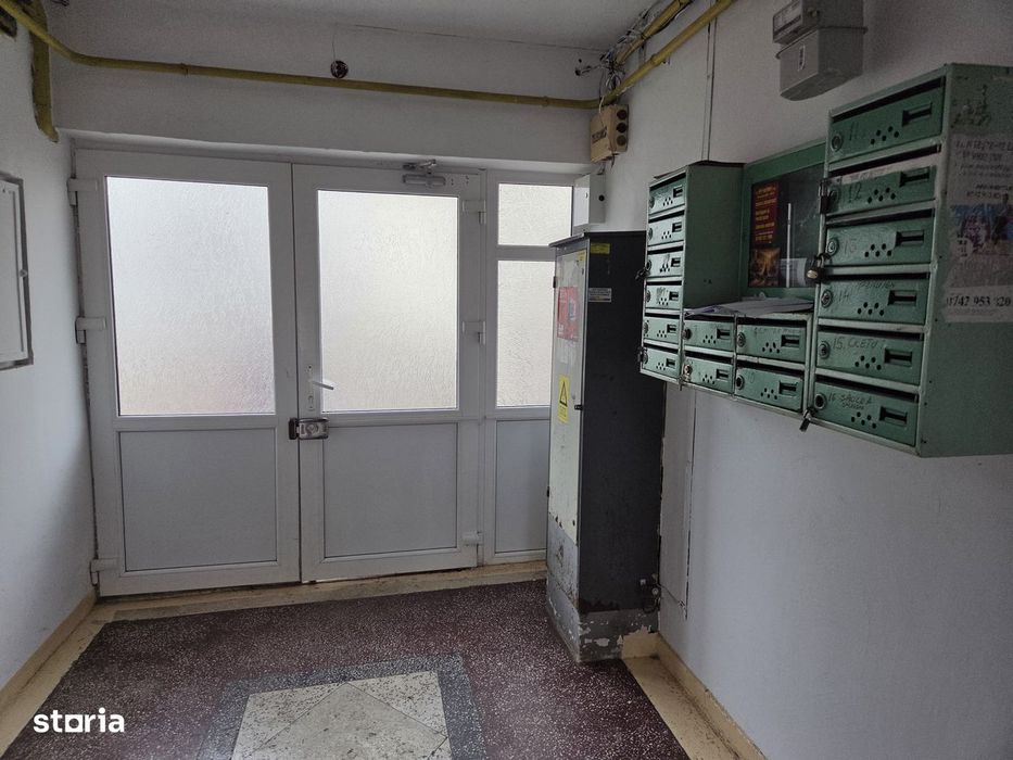 Apartament 2 camere etaj 2 zona Casa de Cultura Adjud