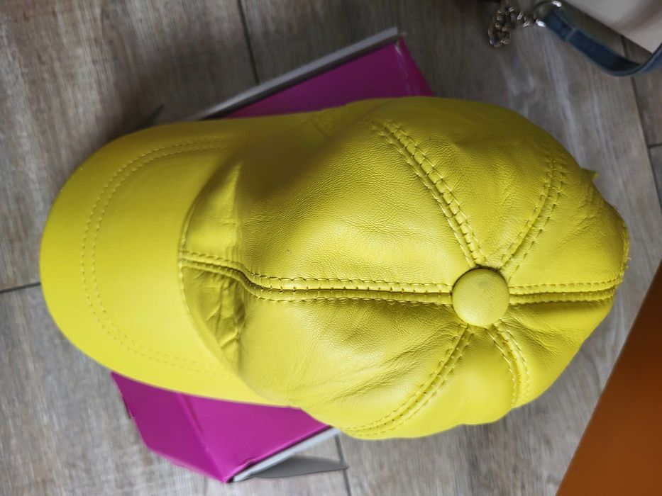 Șapcă damă din piele naturală