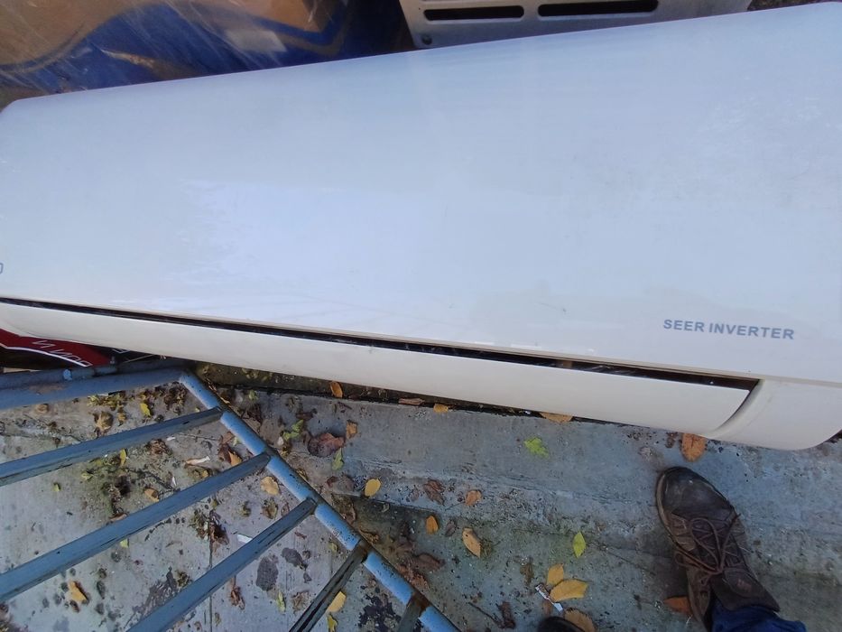 Продавам вътрешни и външни тела за климатици