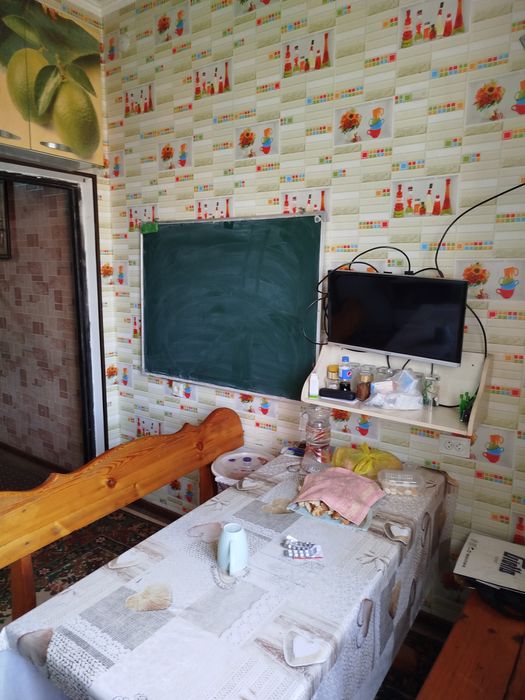 Срочно продаётся 2.ком.квартира  в Джамбайском районе.