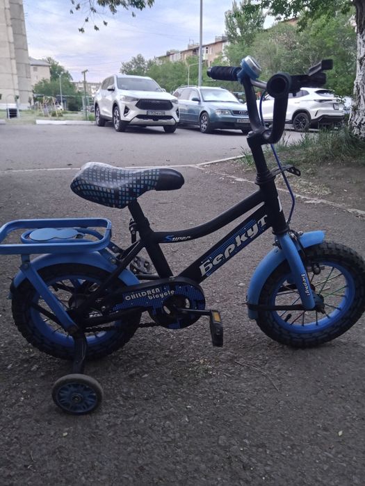 Продам детскую велосипед