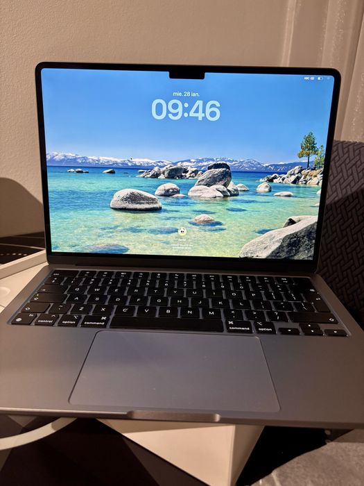 MacBook Air M2 2022