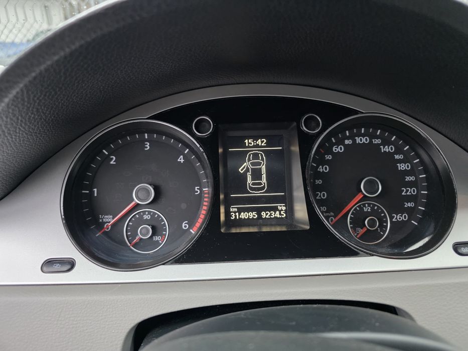 Vând VW Passat B6 sau schimb