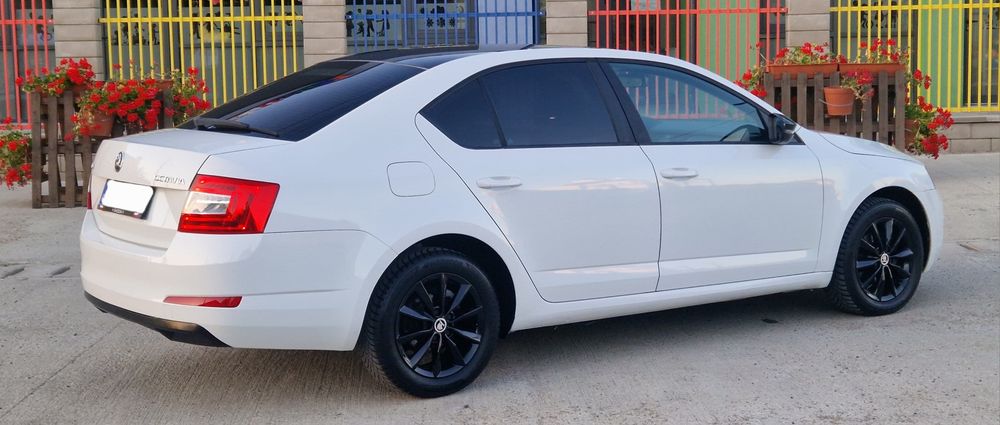 SKODA Octavia 2016 — imagine 5