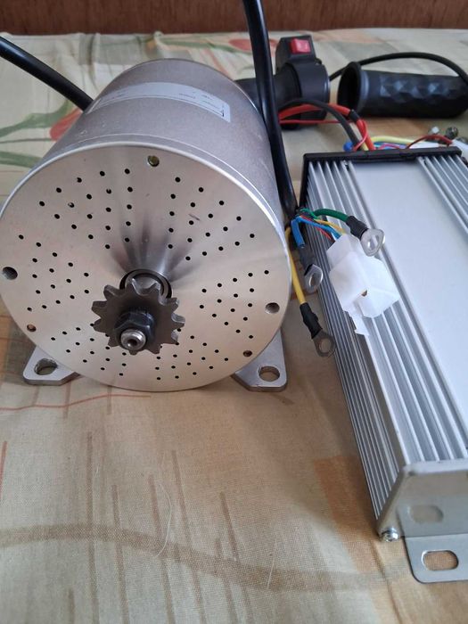 НОВ ел мотор 3000W  с контролер