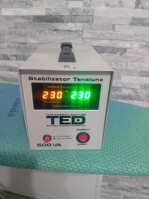 3 stabilizatoare de tensiune