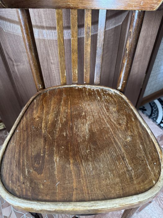 Стулья дубовые антиквар