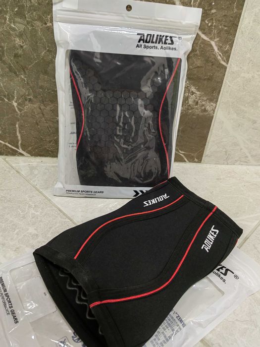 Неопренови  наколенки   за пауърлифтинг Фитнес  7мм