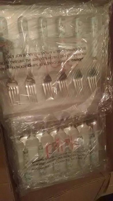 Продам столовый сервиз из Турции.