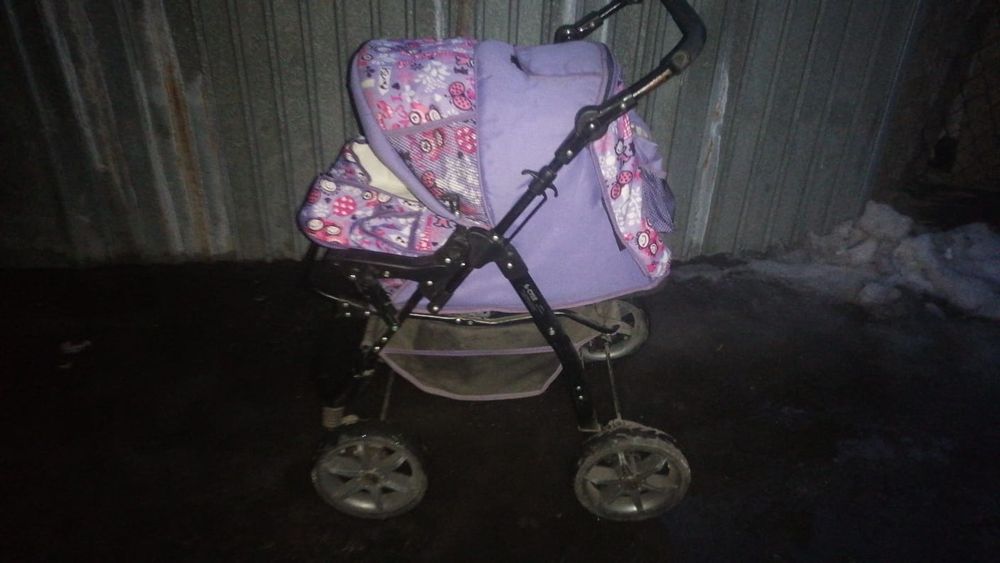 Продам коляска хорошая