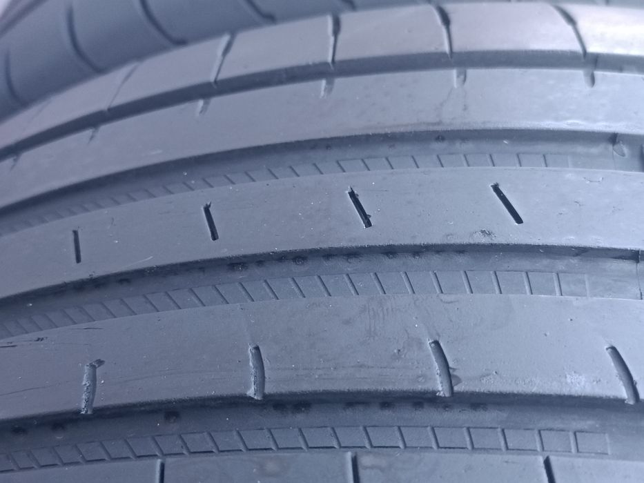 245/45/18 Goodyear Дот 0723