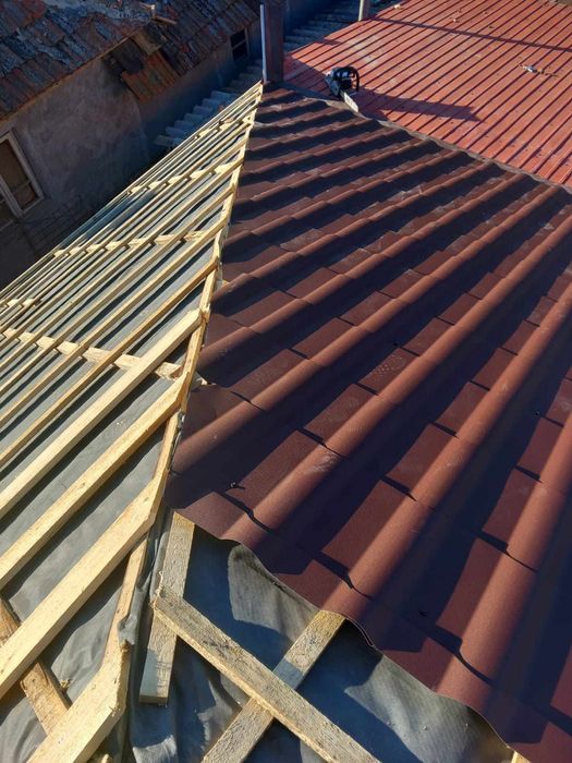 Executam acoperisuri de orice tip