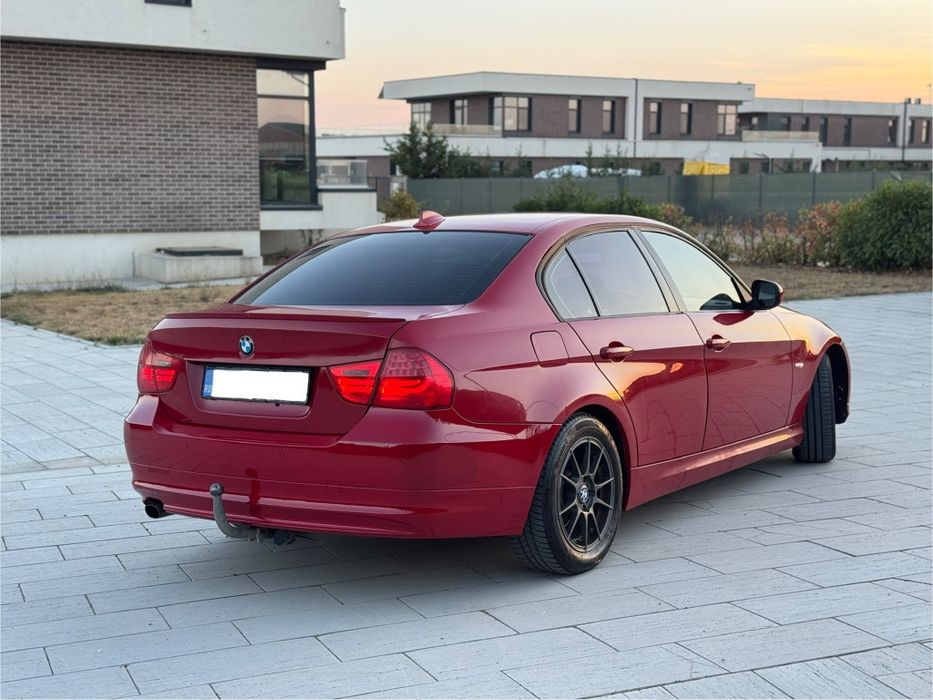 BMW Seria 3 2010 — imagine 4