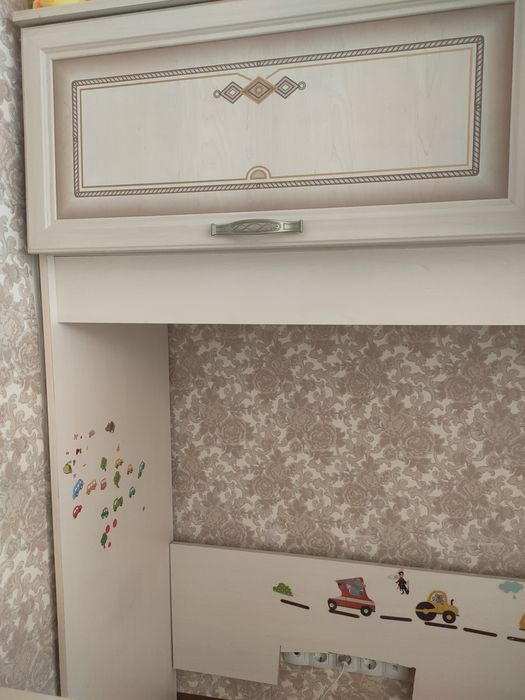 Продам двухярусную кровать/шкаф