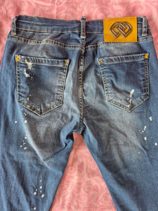 Оригинални дънки Dsquared2