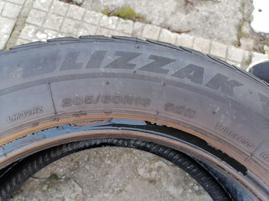 205/60/16 1бр.Bridgestone Зимна гума