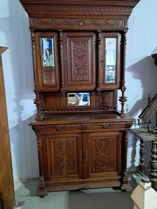 credent  din lemn masiv