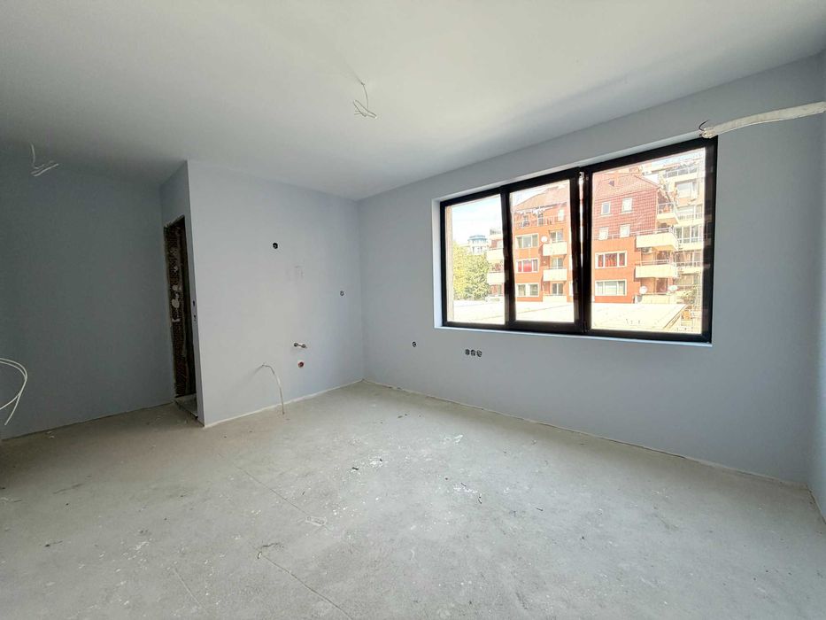 Продава се Едностаен апартамент в Поморие - 32 кв.м за 1625 €/кв.м - Снимка #1