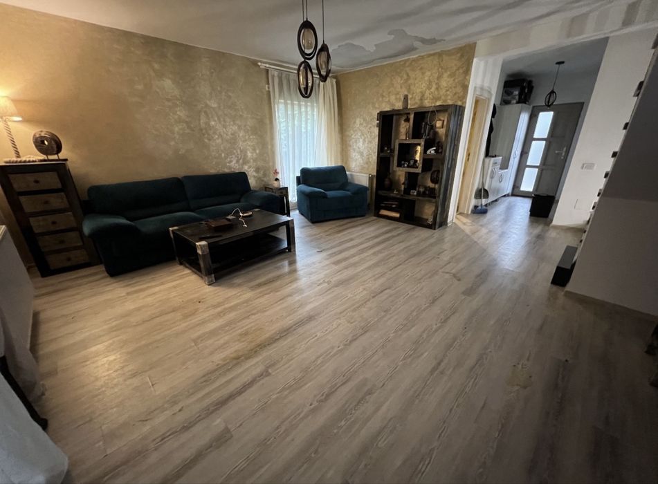 Inchiriez casa comuna berceni