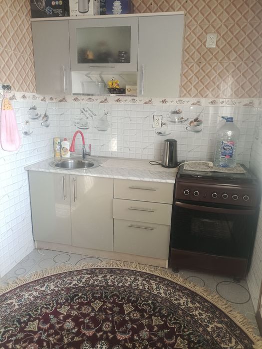 4 хонали Уй сотилади. 9 каватли дома.