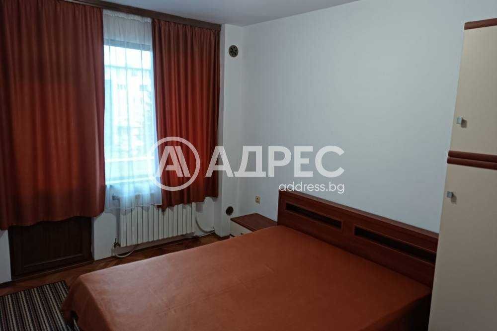 Дава се под наем Многостаен апартамент в Разград, Център - 102 кв.м за 459 € - Снимка #8