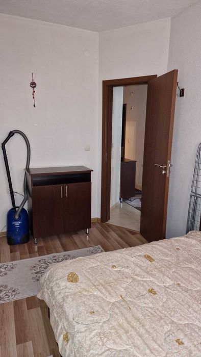 Дава се под наем Двустаен апартамент в Петрич - 65 кв.м за 280.5 € - Снимка #1