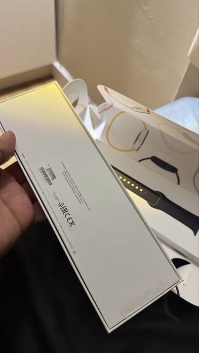 Apple Watch SE 2 новые не носили RED