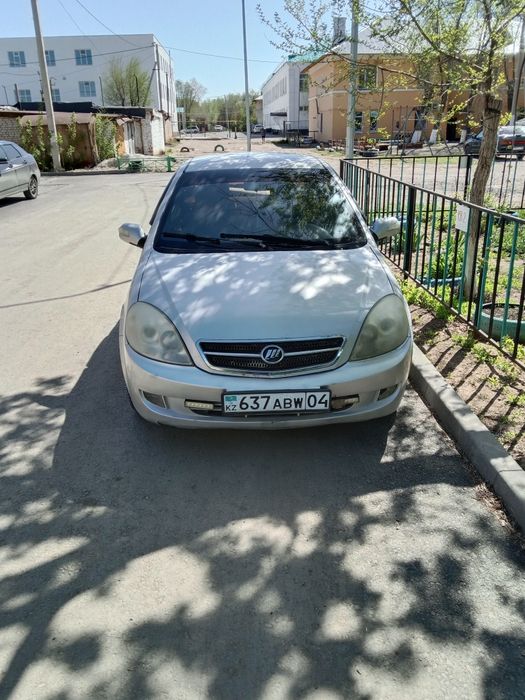 Продам машину Лифан бриз