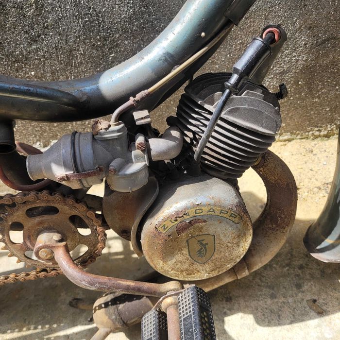 Моторче с педали от 50-те години цюндап