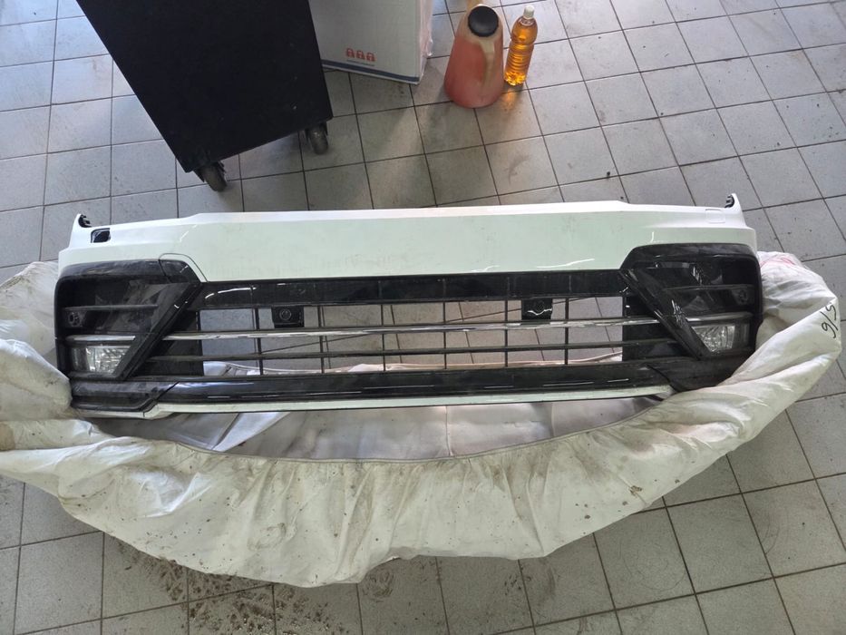 Бампер на Volkswagen Tiguan 2 R line оригинал