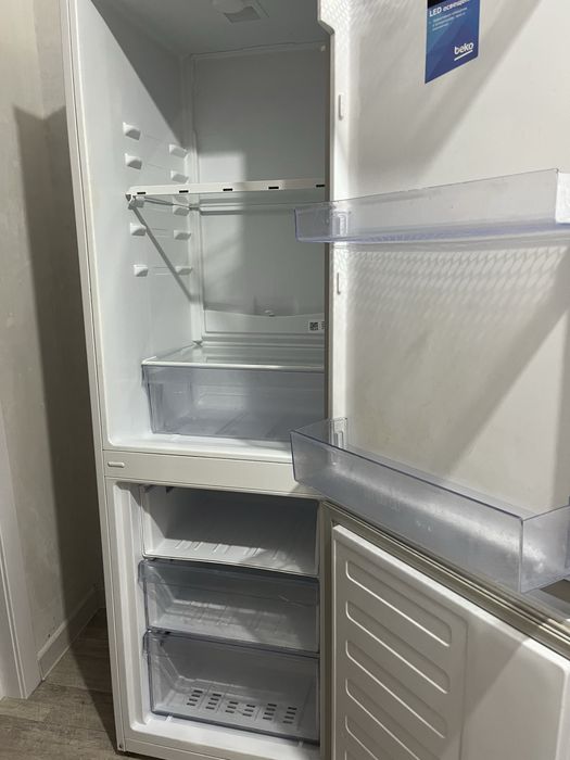 Холодильник beko