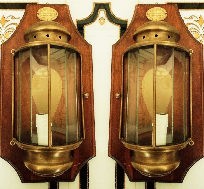 Set de 2 superbe aplice din alama pe suport din lemn masiv și sticla,s