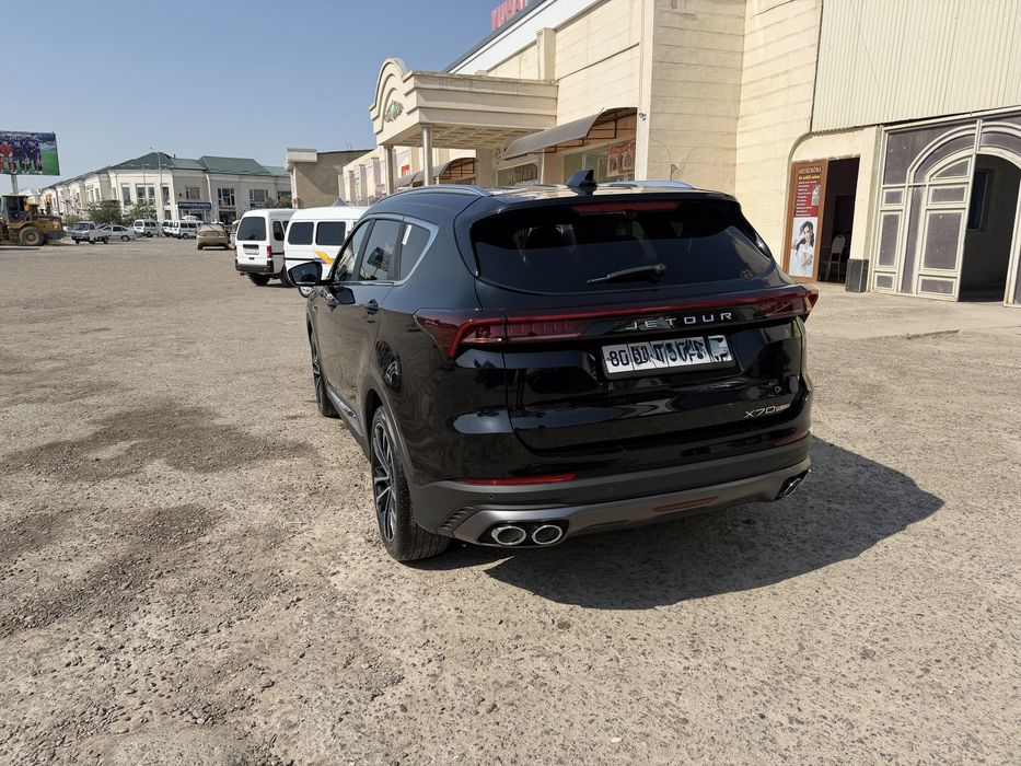 Jetour x70 plus сотилади