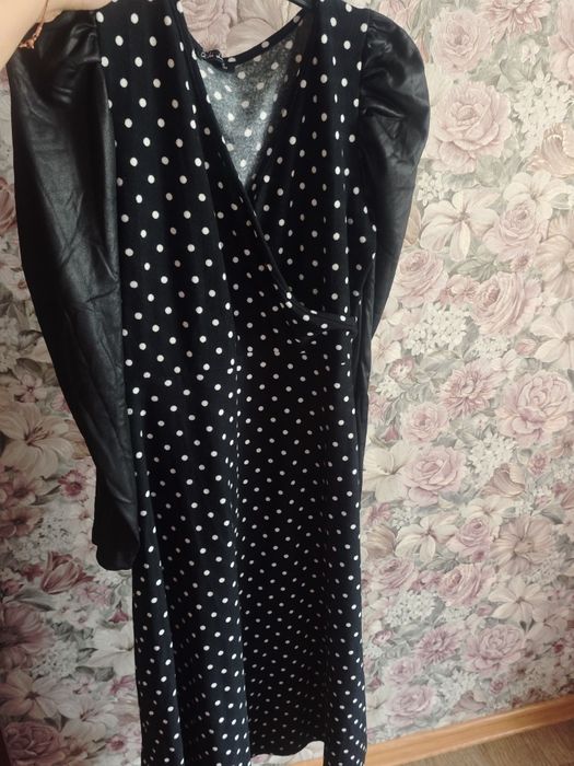 Женская одежда, размер М