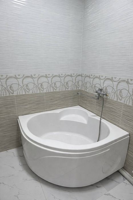 Массив ТТЗ-1 возле рынка 1в2/1/4 панель, балкон 1,5х6, S38м2