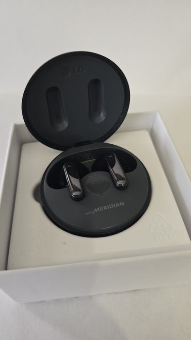 Безжични слушалки LG Tone Free – Hi-Fi звук, Meridian, бързо зареждане